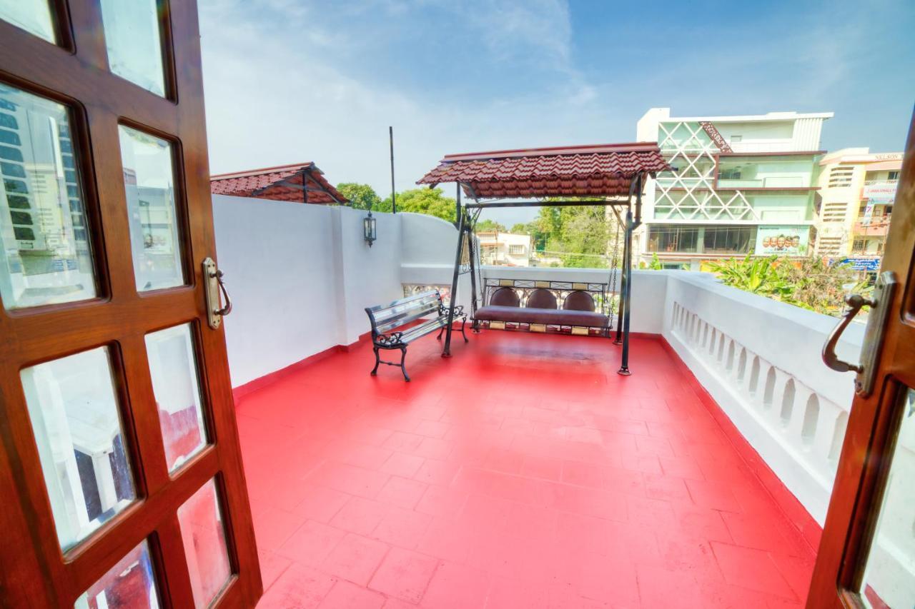 โรงแรมวินด์เซอร์ คาสเซิล ซาเลม ภายนอก รูปภาพ